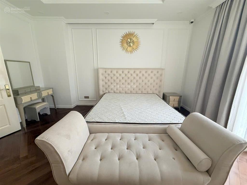 Gia đình cần tiền bán gấp nhà lavila kiến á nhà bè dt 5.5x17.6m (96.8m2) giá 11 tỷ đã bao gồm thuế