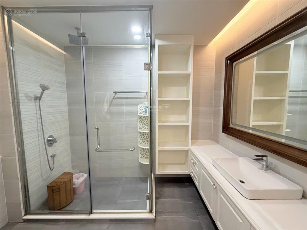 Gia đình cần tiền bán gấp nhà lavila kiến á nhà bè dt 5.5x17.6m (96.8m2) giá 11 tỷ đã bao gồm thuế