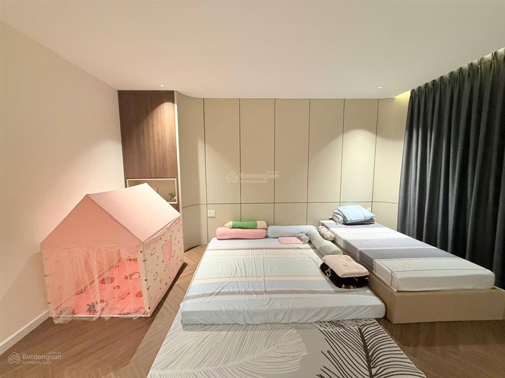 Cần bán gấp nhà kdc lavila kiến á nhà bè giá 11.2 tỷ dt 5.5x17.6m.  tôi 0933 906 ***