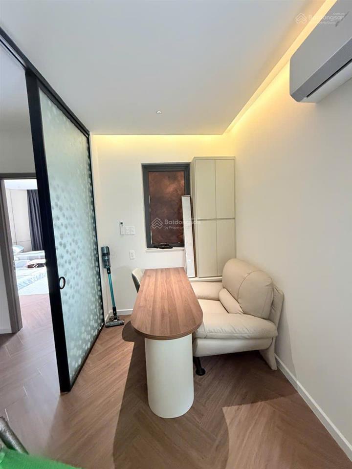Cần bán gấp nhà kdc lavila kiến á nhà bè giá 11.2 tỷ dt 5.5x17.6m.  tôi 0933 906 ***