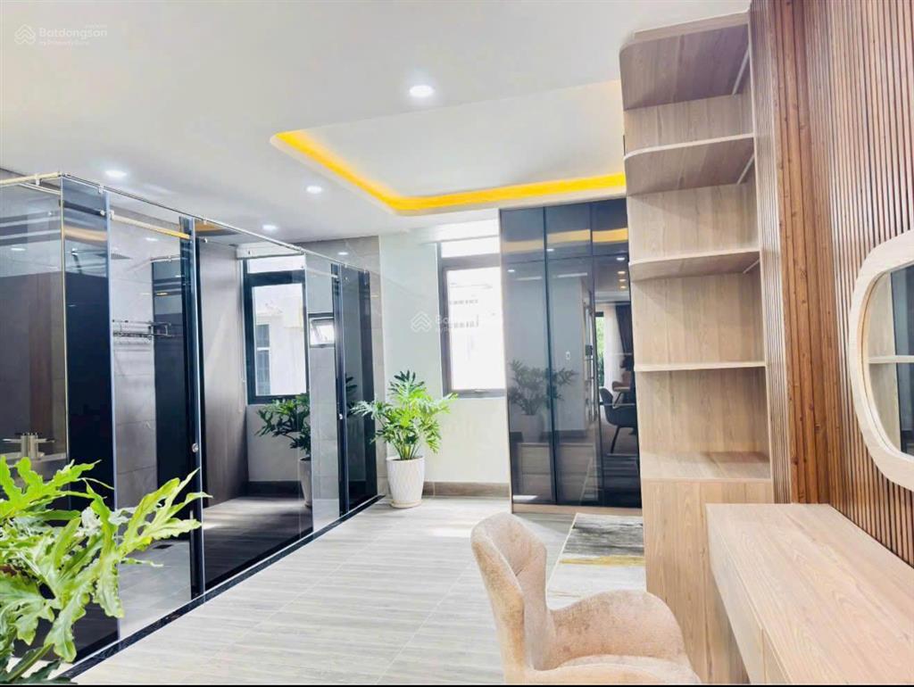 Chính chủ cần bán gấp căn nhà phố khu tđc phú mỹ dt 5x18m 90m2 nội thât hoàn thiện giá 13 tỷ