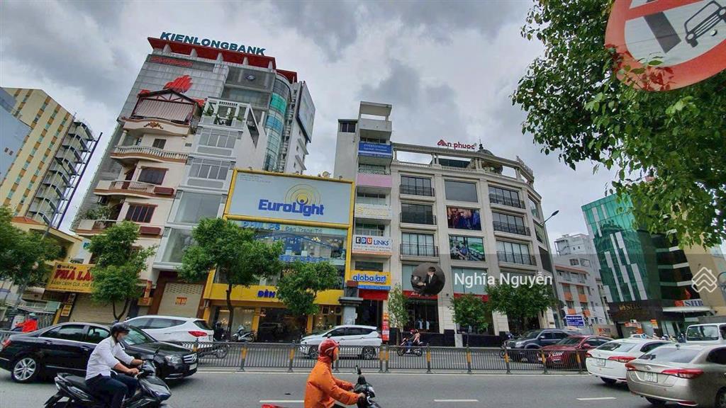 Bán gấp toà nhà góc 2 mt nguyễn thị minh khai  hđ thuê 180 triệu (6x16m 1 hầm 7 tầng)  giá 45 tỷ