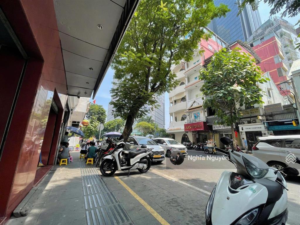 30 tỷ! bán gấp nhà ngang 6m nguyễn trãi  quận 1  115m2  kvxd 1 hầm 7 tầng
