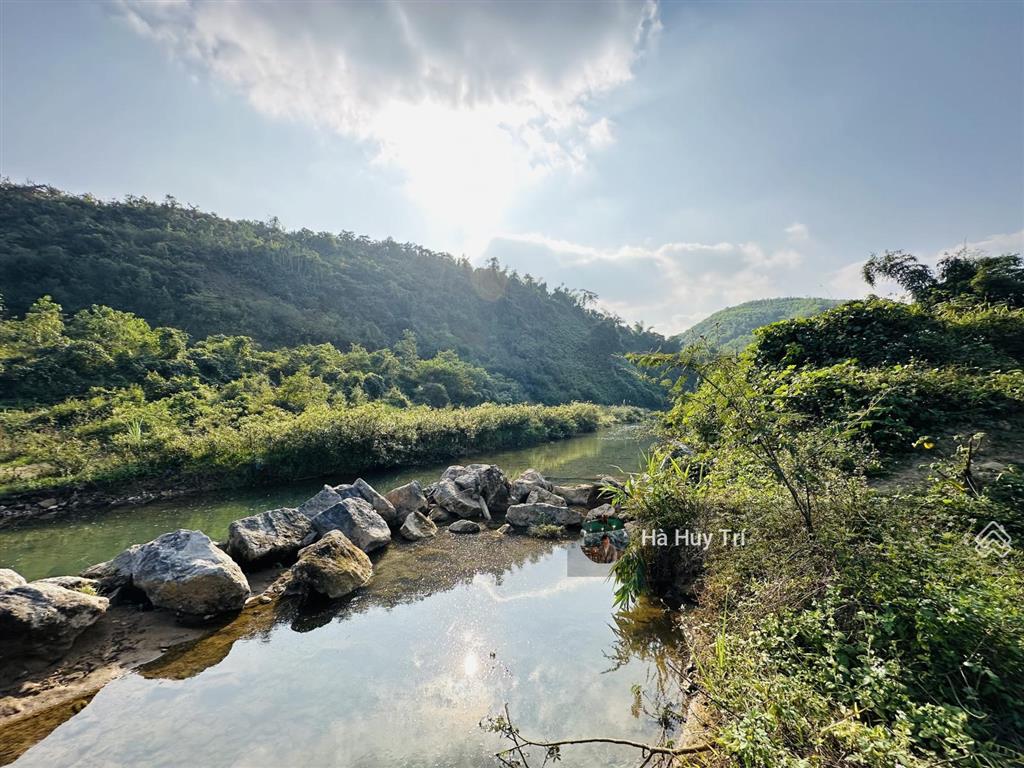 8179m2  1000m2 thổ cư  bám suối  cạnh an lạc trang  cách đường liên kết vùng 500m