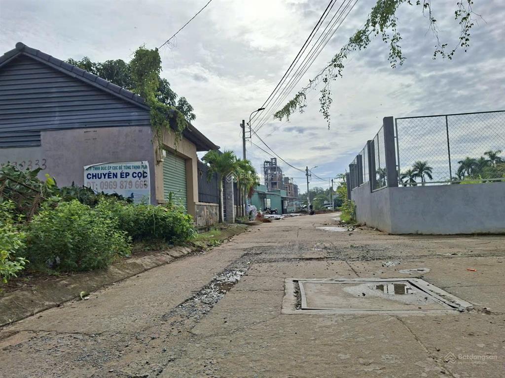 Bán đất gần chợ long phước q9  85m2, ngang 4.5m, giá 3.7 tỷ