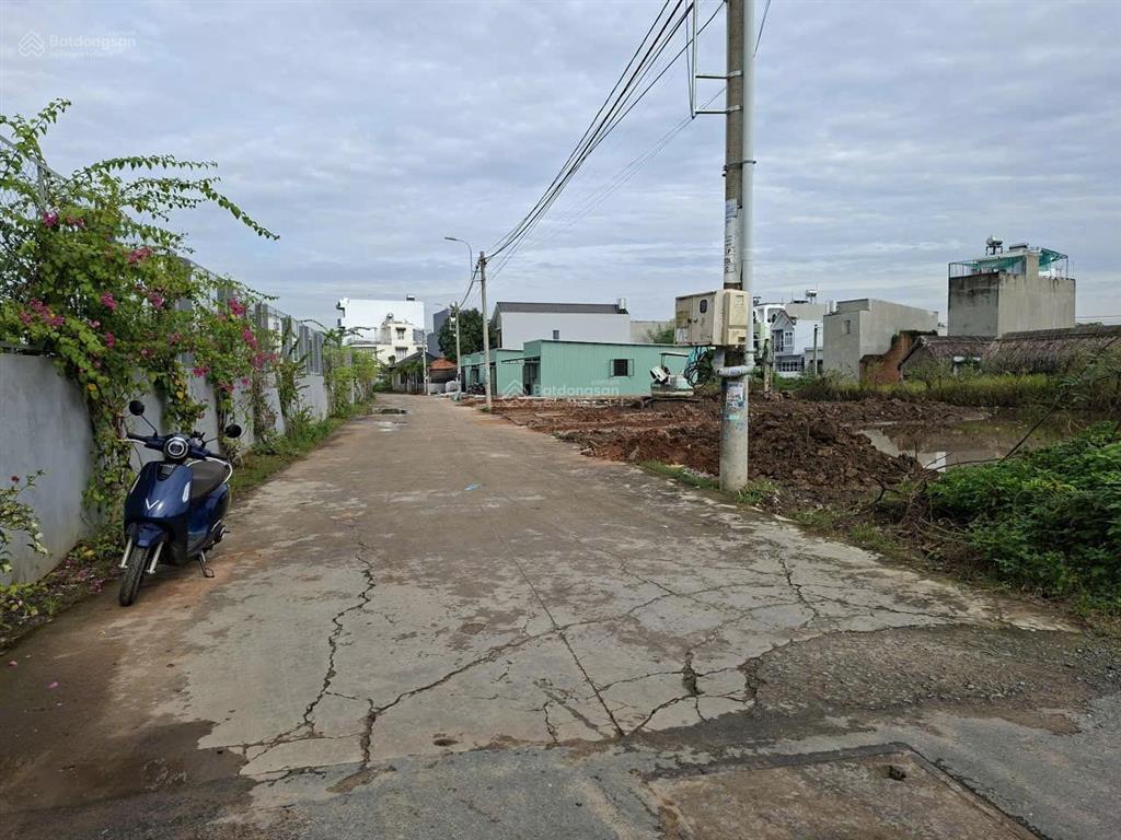 Bán đất gần chợ long phước q9  85m2, ngang 4.5m, giá 3.7 tỷ