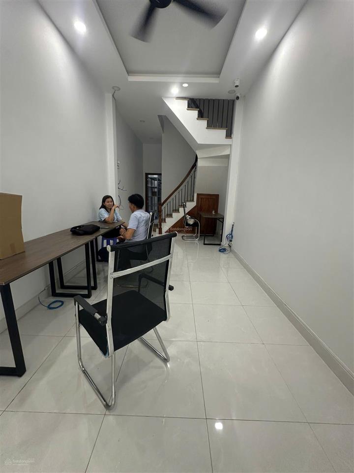 Cho thuê nhà mặt phố hậu giang, 28 triệu, 63 m2, 5pn, 4wc, hot