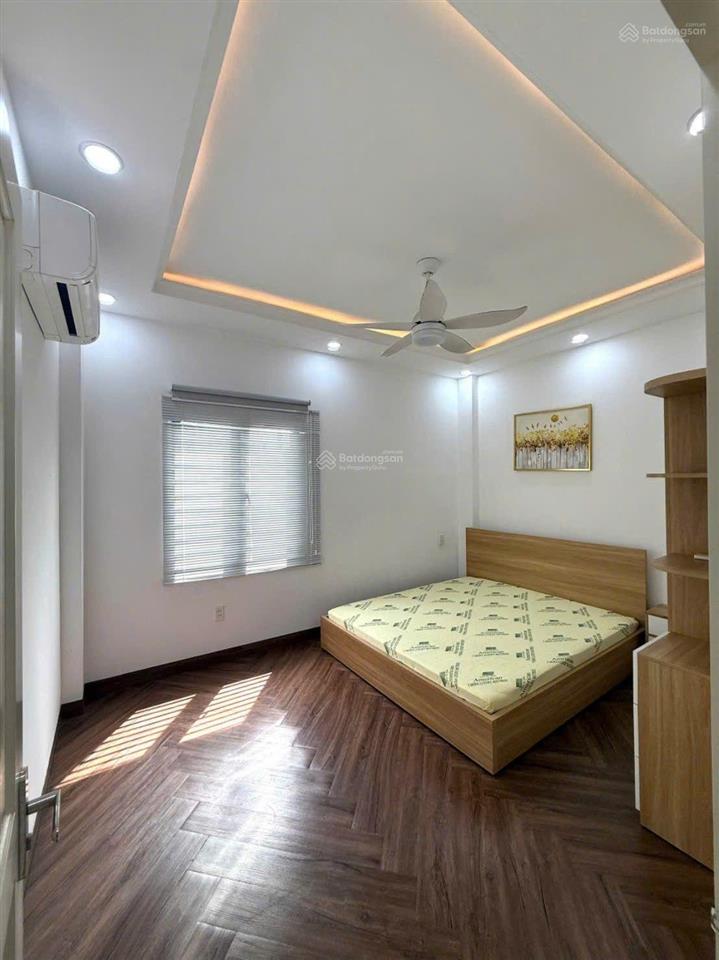 Cho thuê nhà 4pn, 3wc ở nguyễn minh hoàng, 24 triệu, 72m²