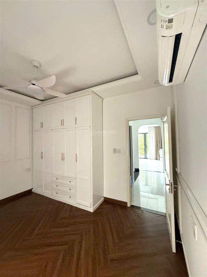 Cho thuê nhà 4pn, 3wc ở nguyễn minh hoàng, 24 triệu, 72m²
