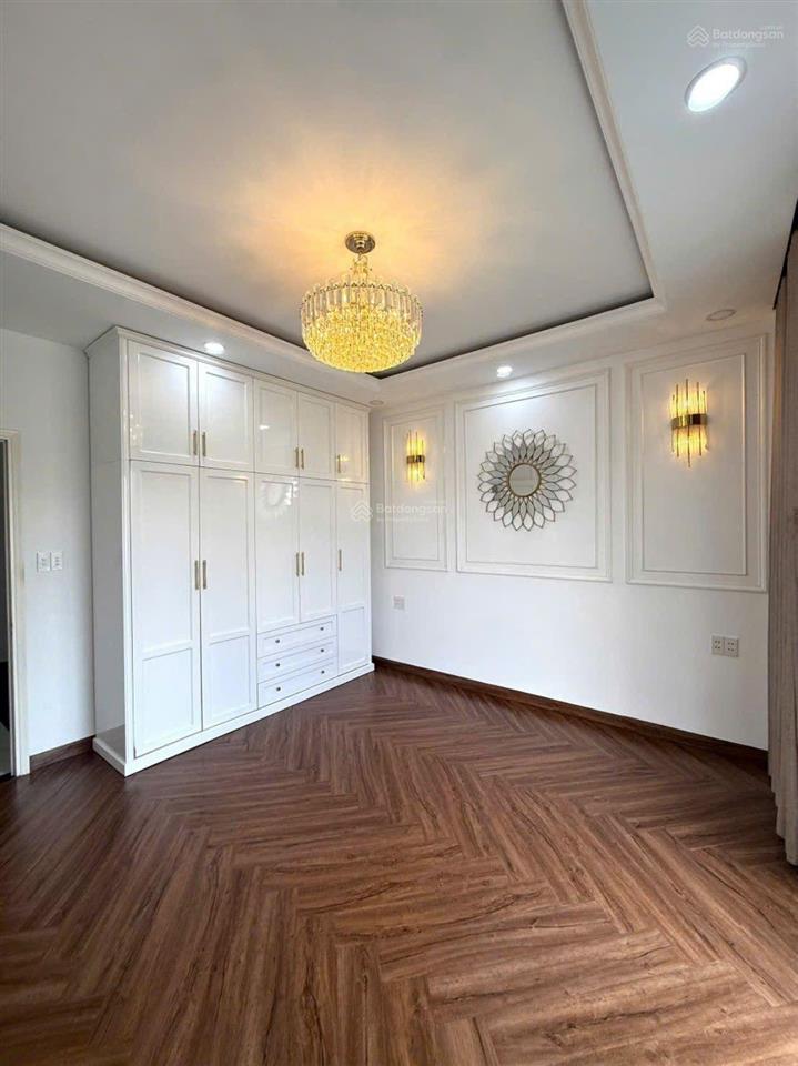 Cho thuê nhà 4pn, 3wc ở nguyễn minh hoàng, 24 triệu, 72m²