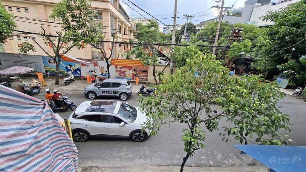 Cho thuê nhà 4pn, 3wc ở nguyễn minh hoàng, 24 triệu, 72m²