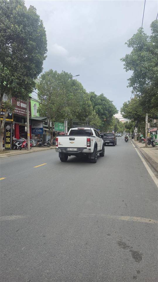 Cho thuê mặt bằng ngang 16m, 40 triệu/th trung tâm đà lạt có thể kd ăn uống 370 m2