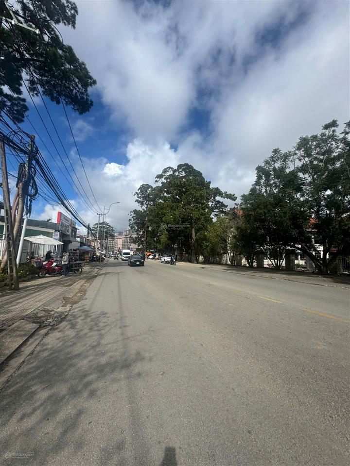 Mặt bằng 1000m2  55 triệu mặt tiền hùng vương kinh doanh đa ngành