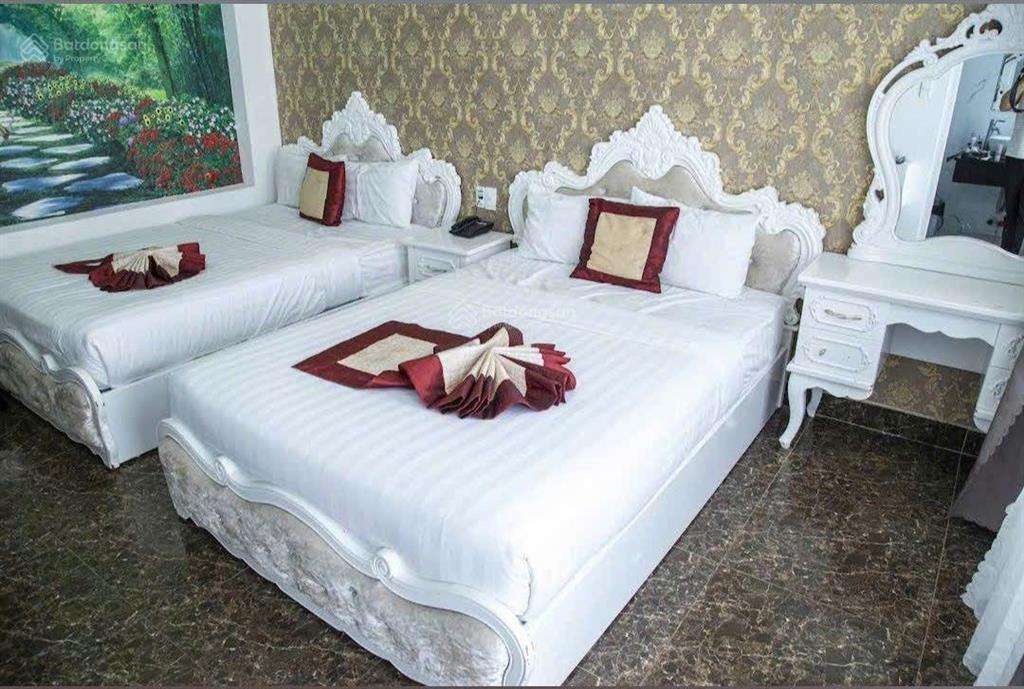 Cho thuê khách sạn 30 phòng khu hòa bình ngay chợ đà lạt 280 triệu