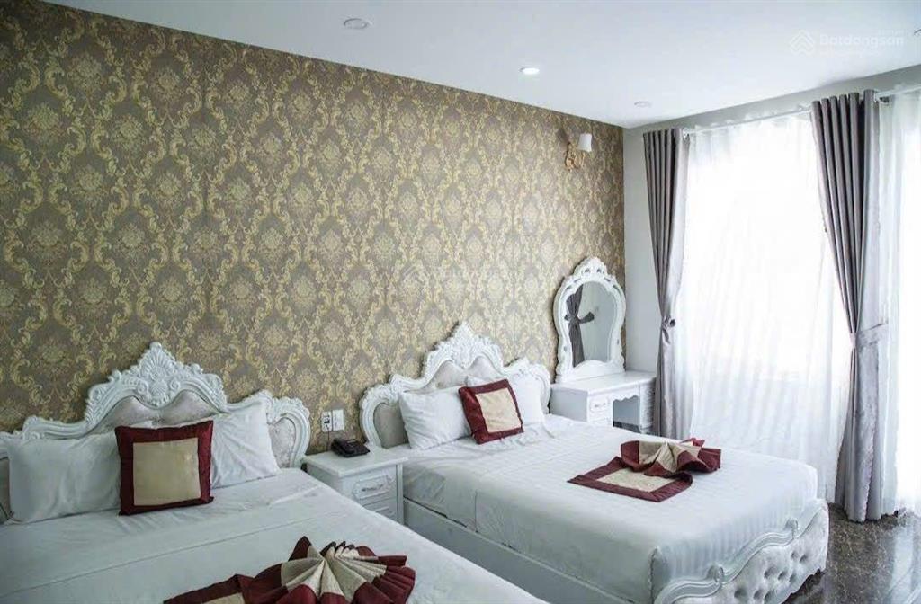 Cho thuê khách sạn 30 phòng khu hòa bình ngay chợ đà lạt 280 triệu