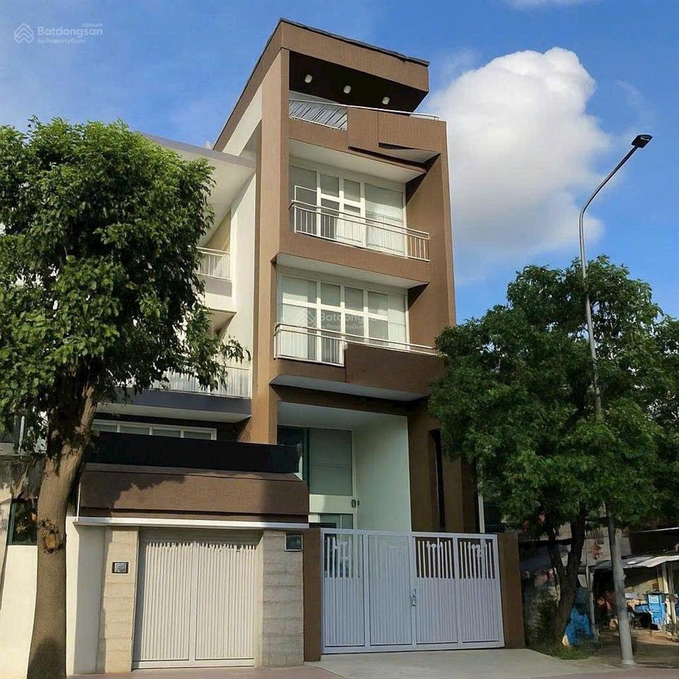 Cho thuê toà nhà 5 lầu trung tâm tdm
