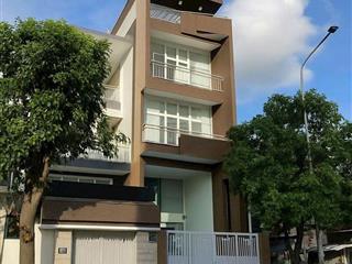 Cho thuê toà nhà 5 lầu trung tâm tdm