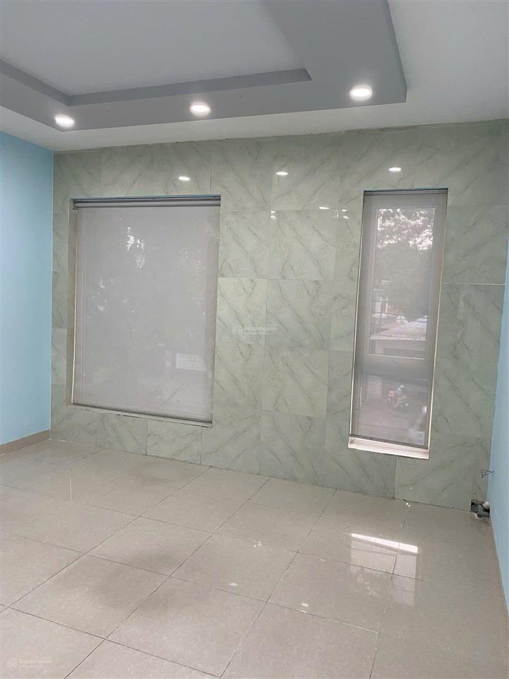Nhà 4 lầu mặt tiền lê hồng phong, phú lợi