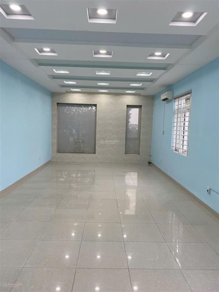 Nhà 4 lầu mặt tiền lê hồng phong, phú lợi