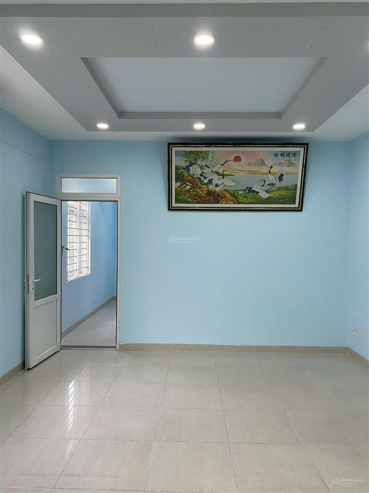 Nhà 4 lầu mặt tiền lê hồng phong, phú lợi