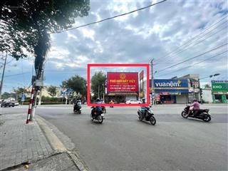 Cho thuê mbkd 20 x 32m căn góc gần ngã 6 chợ thủ dầu một