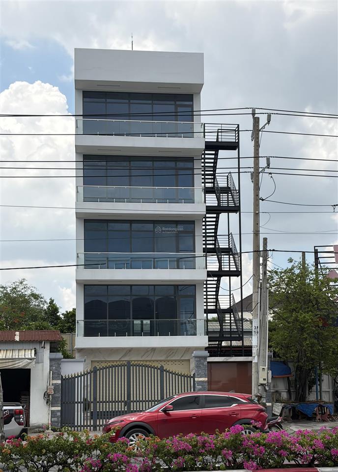 Tòa nhà 620m² mặt tiền đại lộ bình dương, thủ dầu một