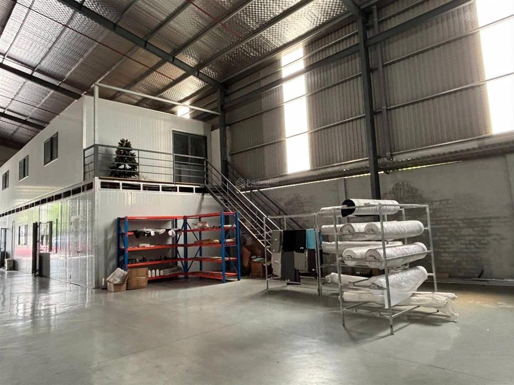 Mbkd  showroom  văn phòng  kho mặt tiền huỳnh văn lũy