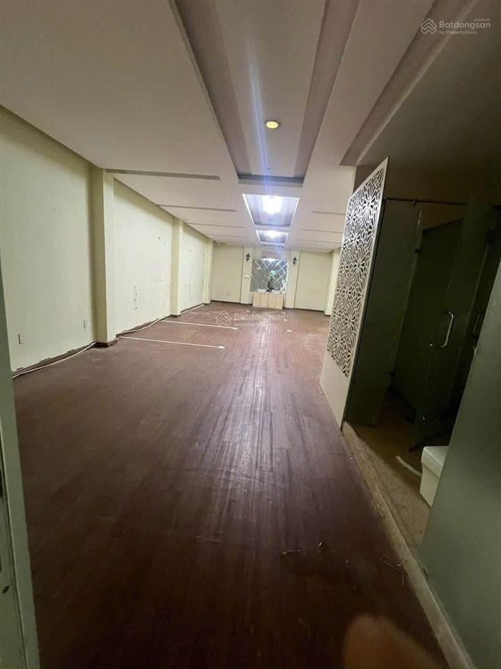 Tòa nhà 5 tầng mặt tiền 30/4 ngay becamex tower