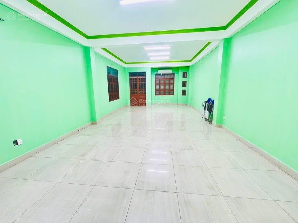 Tòa nhà 6 tầng mặt tiền huỳnh văn lũy, phú lợi