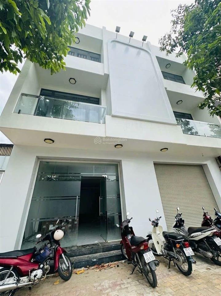 Mbkd  văn phòng ngay vòng xoay hiệp thành 3