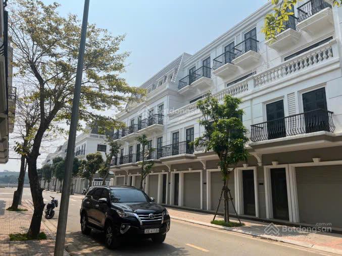 Chính chủ cần tiền bán gấp cắt lỗ shophouse vincom 75m2  3,950 tỷ