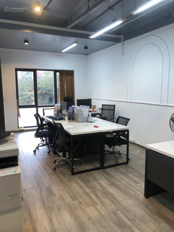 Cho thuê nhà nguyên căn kđt đại kim  định công, dt 60m*5 tầng, oto đỗ thoải mái, giá 18tr có tl