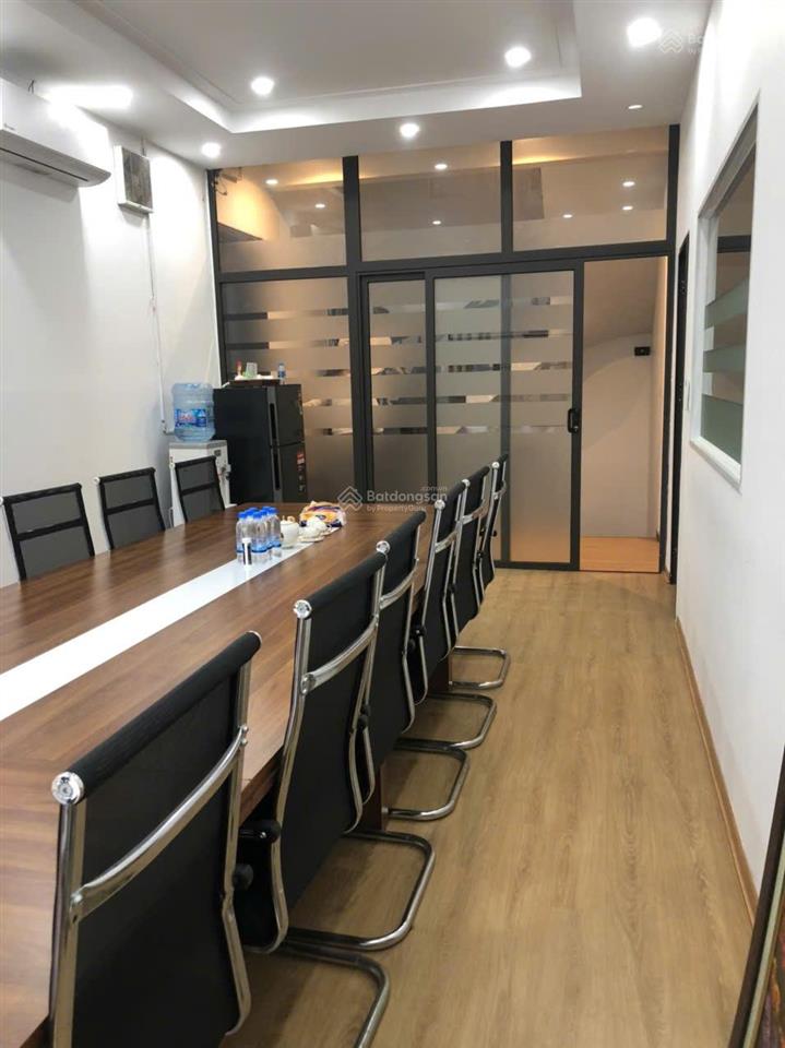 Cho thuê nhà nguyên căn kđt đại kim  định công, dt 60m*5 tầng, oto đỗ thoải mái, giá 18tr có tl