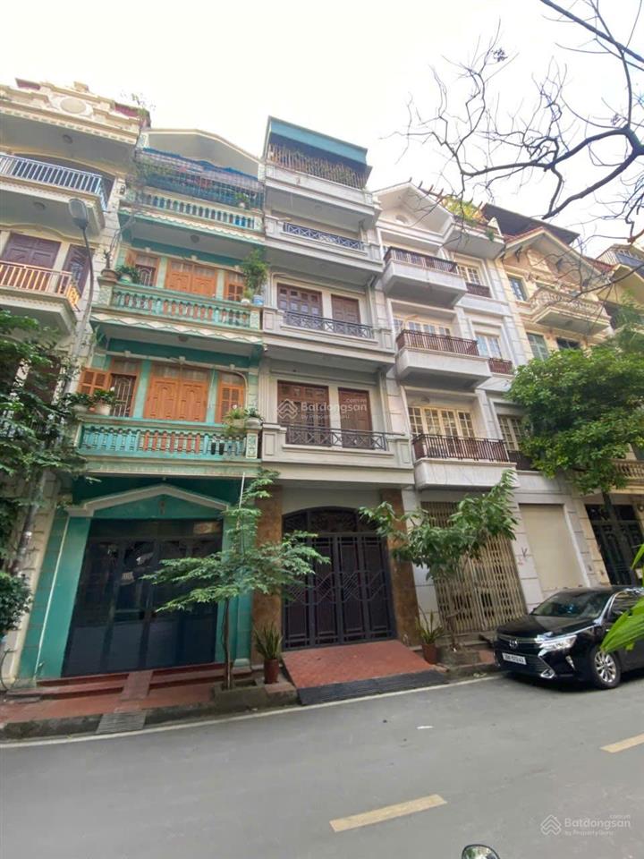 Cho thuê nhà tại khu phân lô nguyễn cảnh dị  đại kim, dt 60m*5 tầng, có 6pn, giá thuê nhà 18tr/th