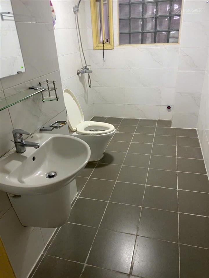 Cho thuê nhà nguyễn cảnh dị  đại kim, dt 55m*4,5 tầng, gia đình, công ty, oto đỗ cửa, giá 18.5tr