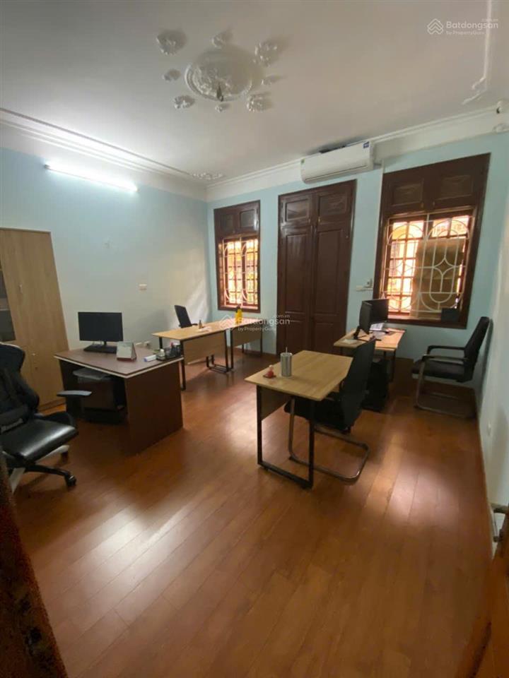 Cho thuê nhà ngõ 71 đỗ quang, 60m2 * 4,5 tầng, ngay gần trường lý thái tổ, oto đỗ, giá thuê 24tr/th