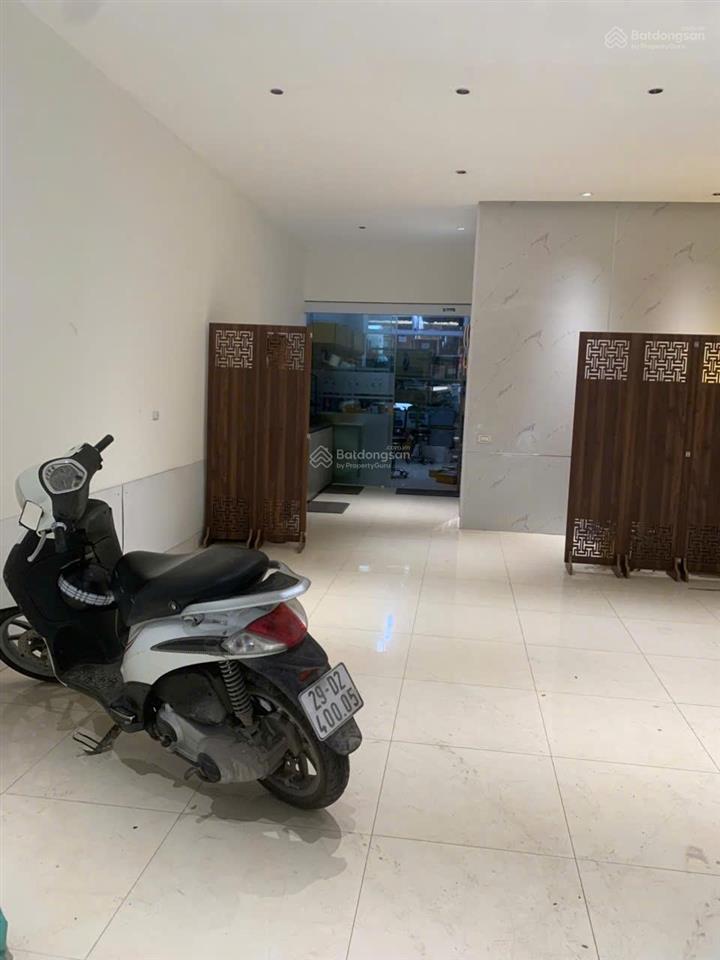 Cho thuê nhà ngõ 71 đỗ quang, 60m2 * 4,5 tầng, ngay gần trường lý thái tổ, oto đỗ, giá thuê 24tr/th