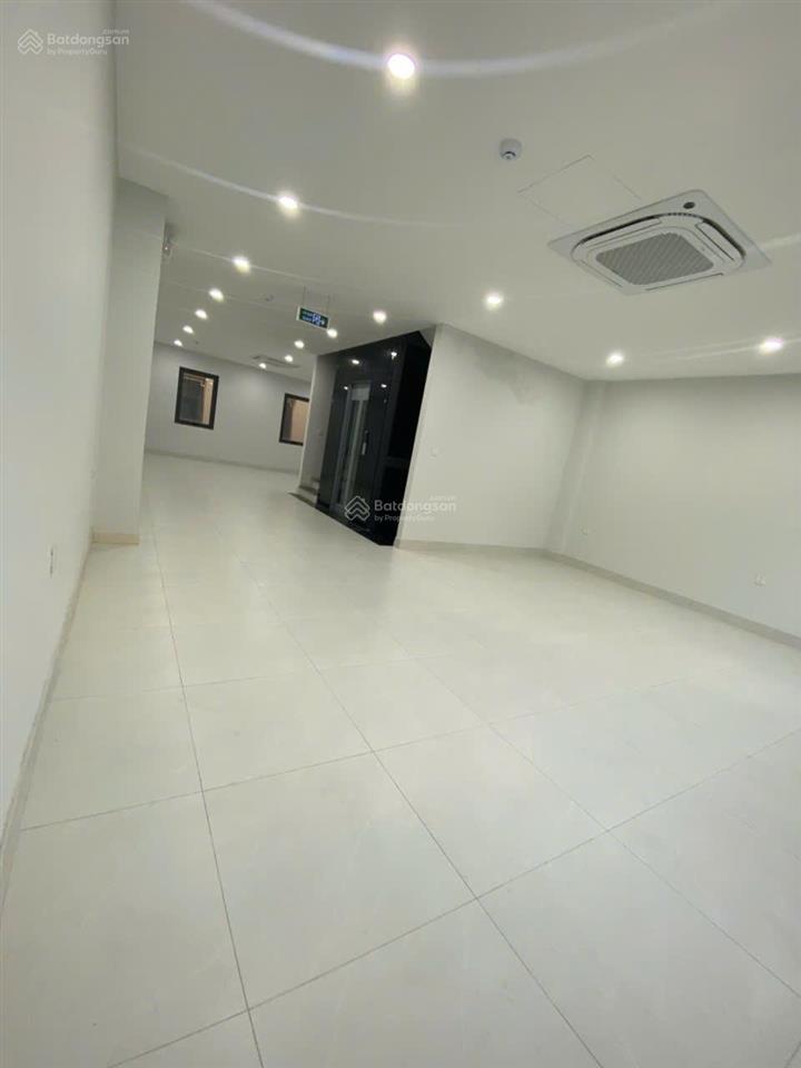 Cho thuê nhà lk tại kim văn  kim lũ, ngay gần trường ngôi sao,dt 80m*5 tầng,thang máy, giá 30tr/th