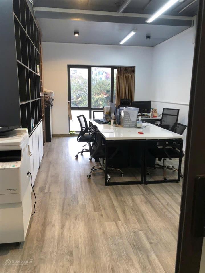 Cho thuê nhà tại khu lk đại kim mới thuộc phường định công, dt 80m*5 tầng, thang máy giá thuê 30tr