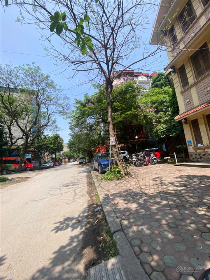 Tôi cần cho thuê nhà khu phân lô nguyễn cảnh dị  hoàng mai, oto đỗ cửa ngày đêm, vỉa hè rộng, 18tr