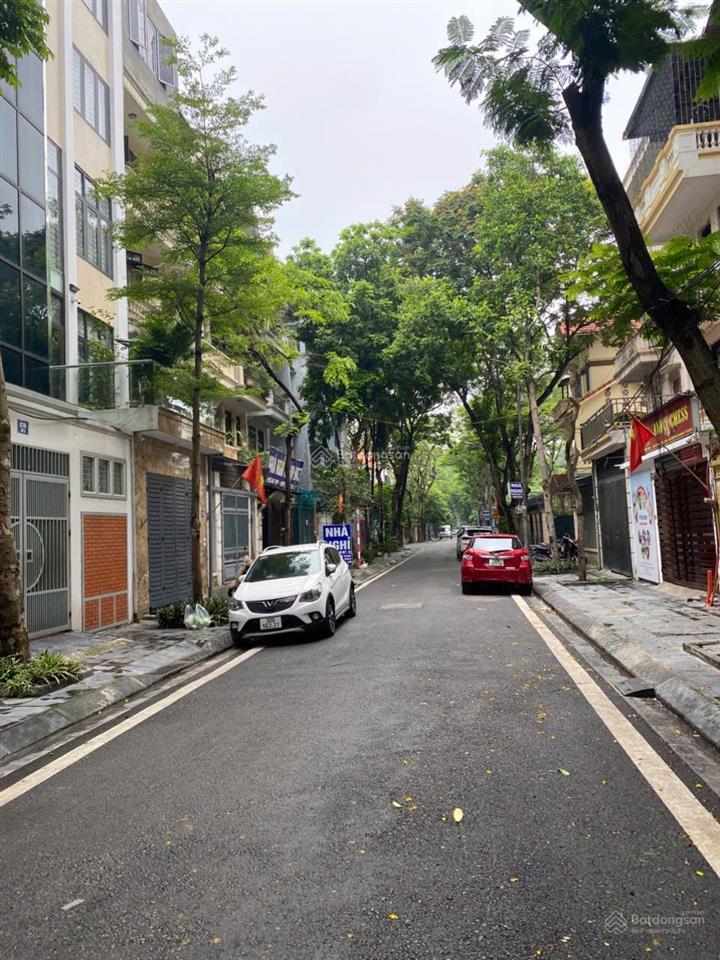 Cho thuê biệt thự linh đàm, dt 275m*4 tầng, mt 12m, văn phòng, công ty, giáo dục....giá thuê 40tr