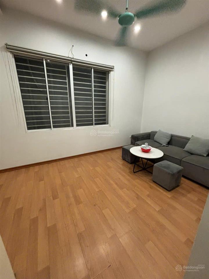 Cho thuê nhà nguyễn cảnh dị  đại kim, dt 55m*4 tầng, 5pn, oto đỗ cửa ngày đêm, giá thuê 18tr/th