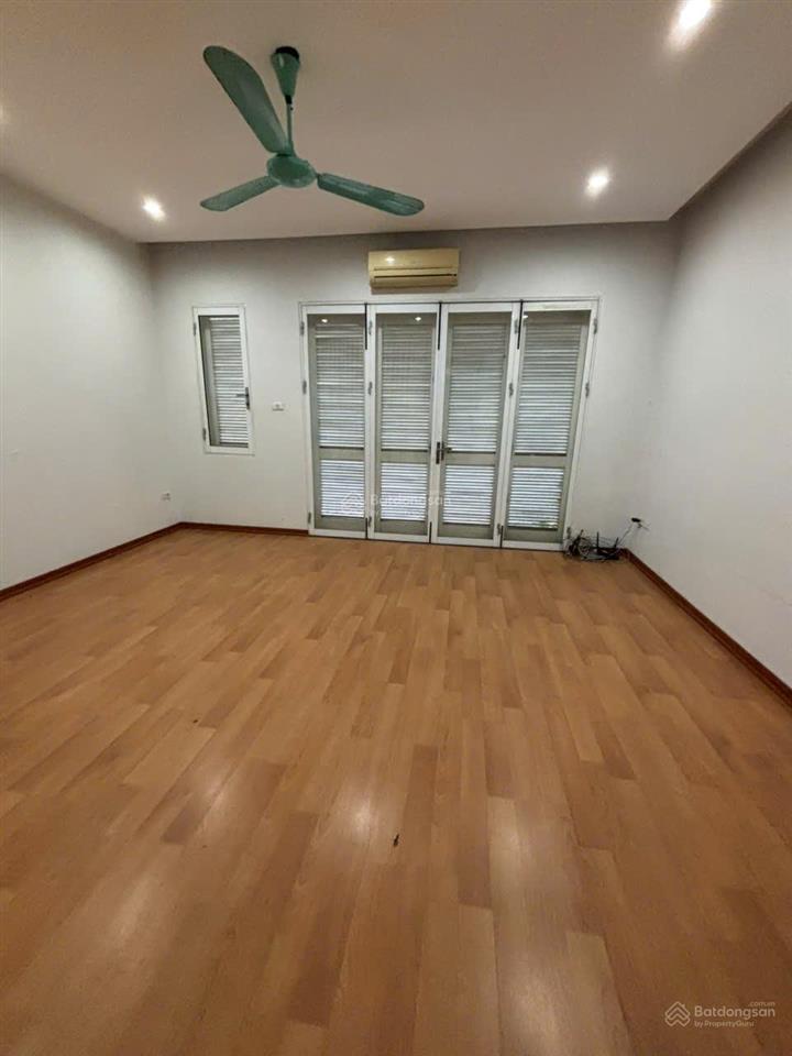 Cho thuê nhà nguyễn cảnh dị  đại kim, dt 55m*4 tầng, 5pn, oto đỗ cửa ngày đêm, giá thuê 18tr/th