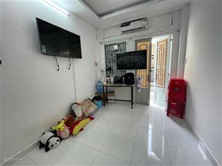 Chỉ 4,5 tỷ nhà 24m2, 2 tầng nguyễn phi khanh q1