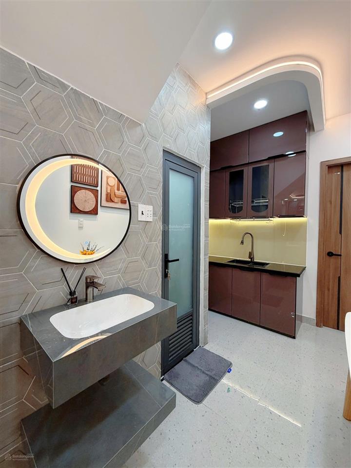 Sát mặt tiền cô giang p2 phú nhuận , 41m2 chỉ 6,35 tỷ