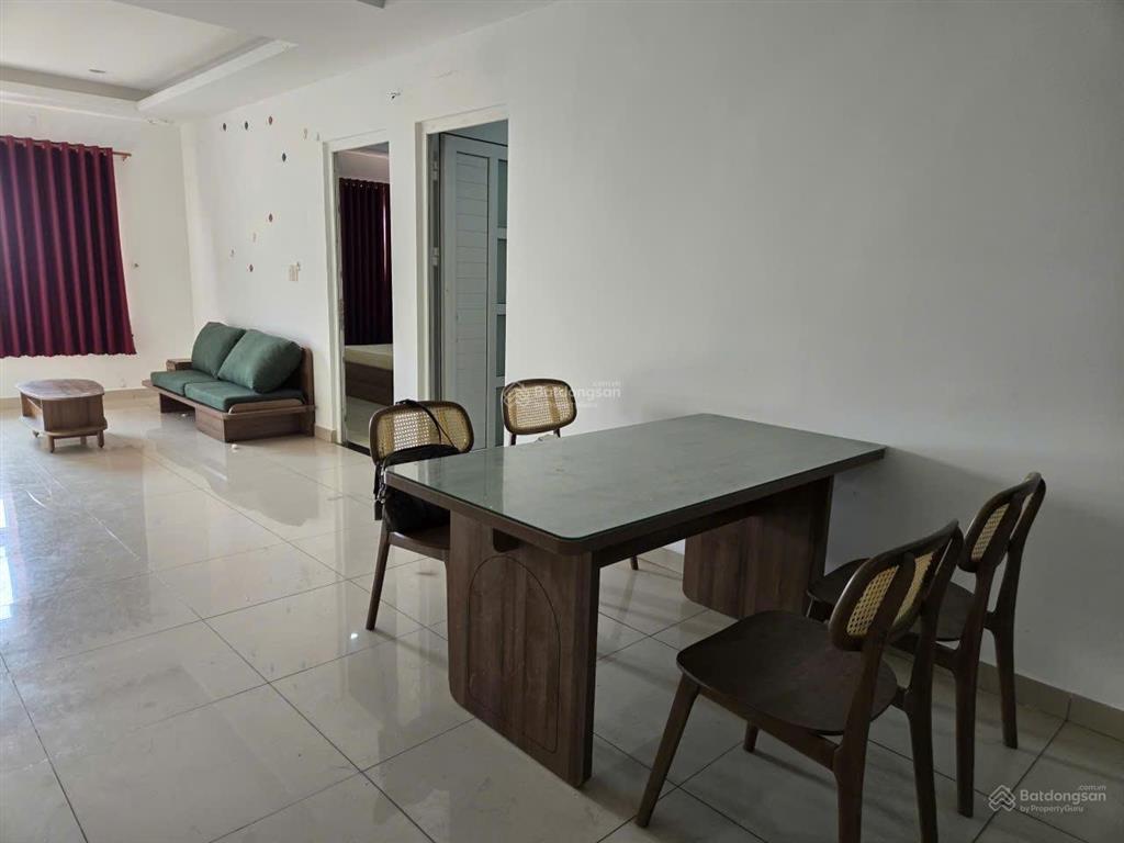 Cho thuê chung cư tdc plaza, 3pn, 2wc. đầy đủ nội thất. giá thuê 10tr vnd/tháng(không bao pql)