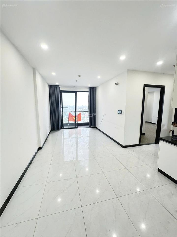 Bán căn hộ chung cư c  skyview 80m2, 2pn giá chỉ 2,1 tỷ vnd