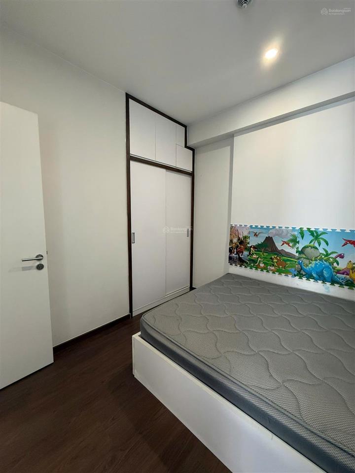 Cho thuê chung cư the emerald golf view, 66m2, 2pn, 1wc. giá thuê 9,5tr/tháng