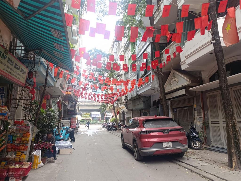 Bán nhà riêng tại ngõ 116 nguyễn xiển, 18,5 tỷ, 51m2, 5pn, 4wc, 3 tầng, pháp lý đầy đủ, hot!