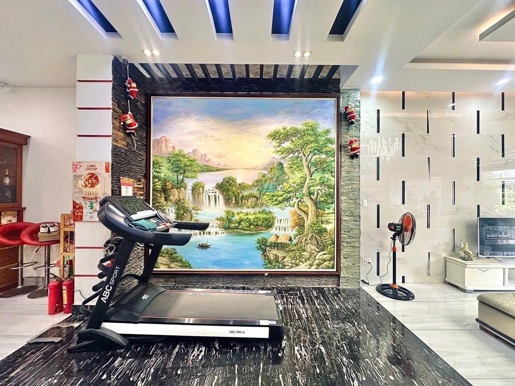 Villa 4 tầng 154m2 (7 x 22m)  khu vip lê văn quới  giá 15 tỷ